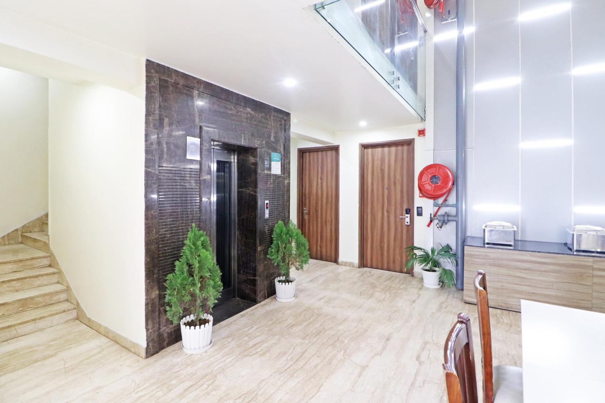 Hotel The Archer Artemis Hospital Road Sector 52 Гургаон Екстериор снимка